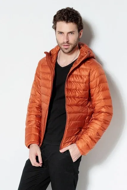 2018 New Men White Duck Down Jacket Portable Hooded Down Coat Ultralight Men Winter Coat Warm Thermal Down Parkas Plus Size