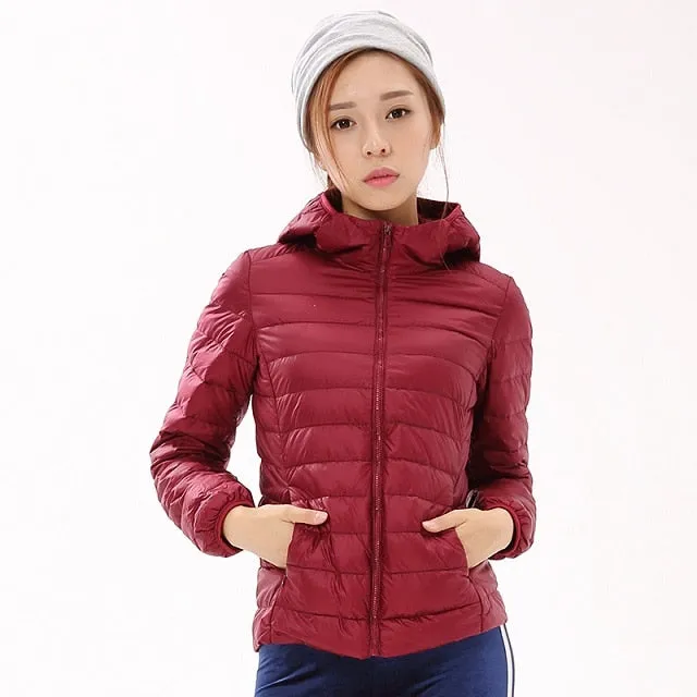 Autumn Winter Down Jackets For Women Brand Designer Hooded Coat Ultra Light Duck Down Jacket Womens Hoodes Warm Winter Coats