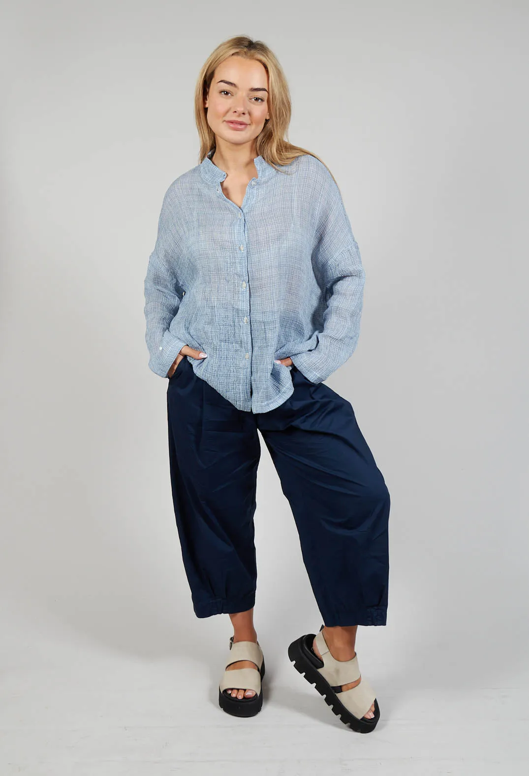 Bianco P Trousers In Blu