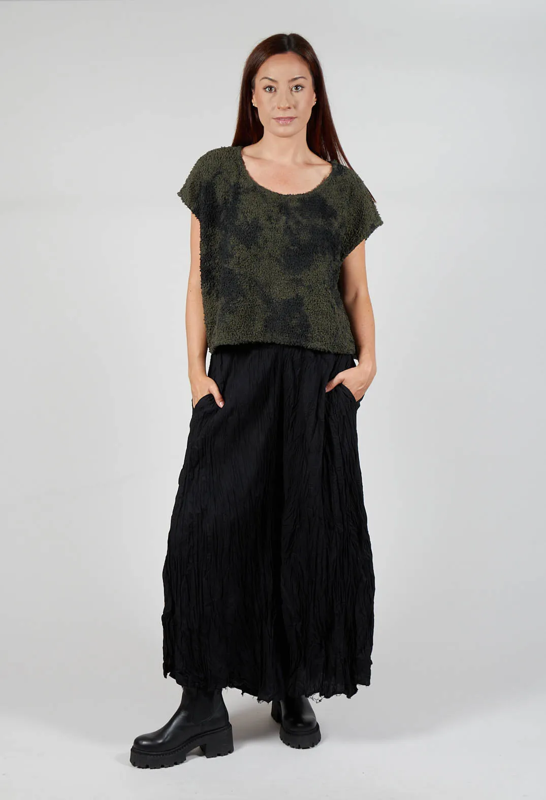 Bluhtextil Trousers in Kaviar