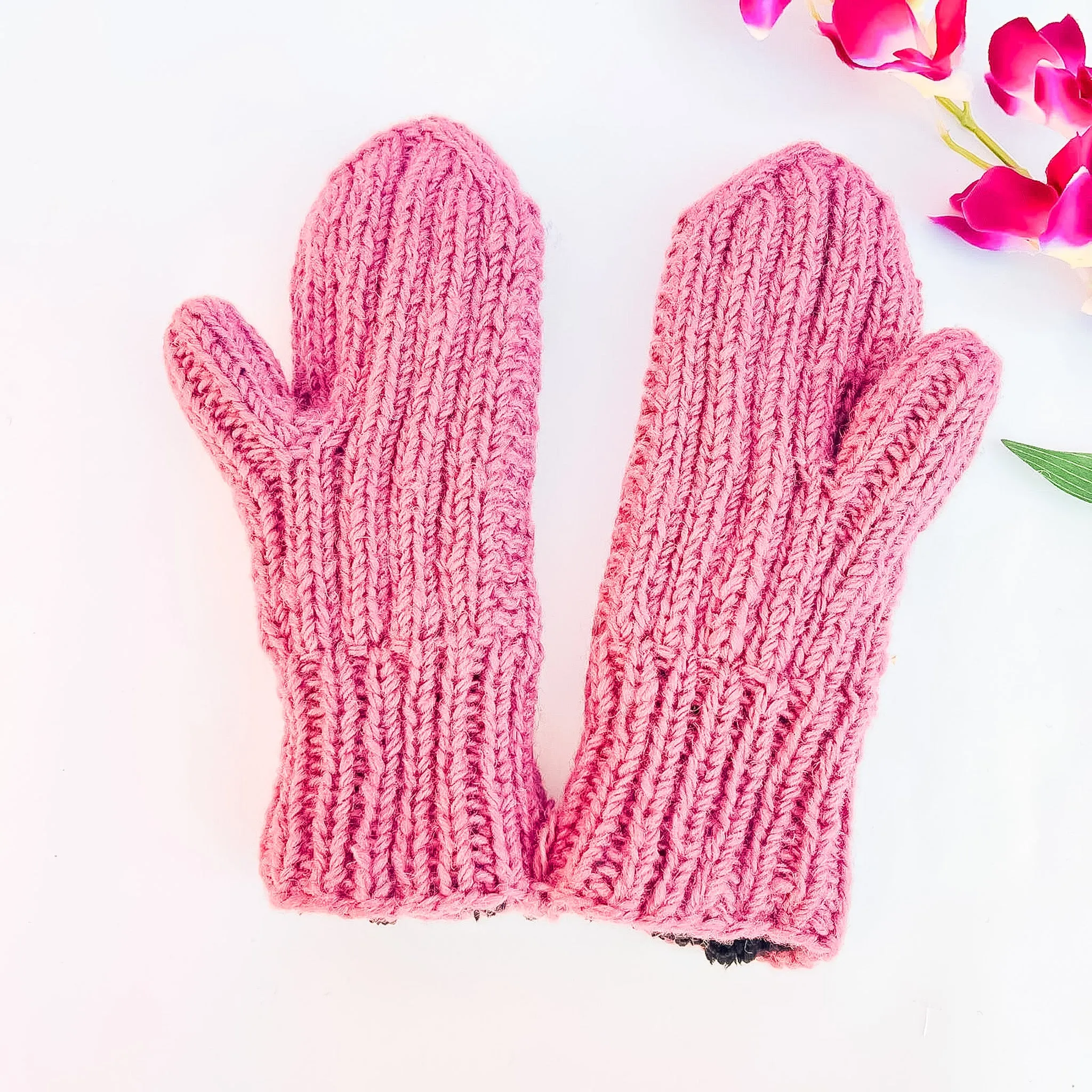 Cable Knit Solid Color Winter Mittens