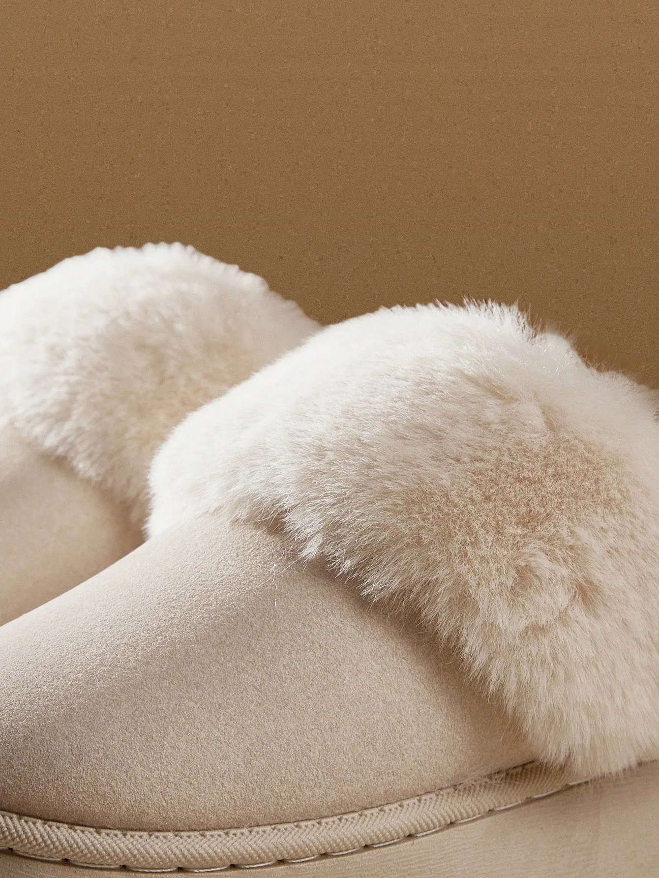 CUCCOO EASI Thick-Soled Warm And Fashionable Fluffy Slippers School Supplies Back To School