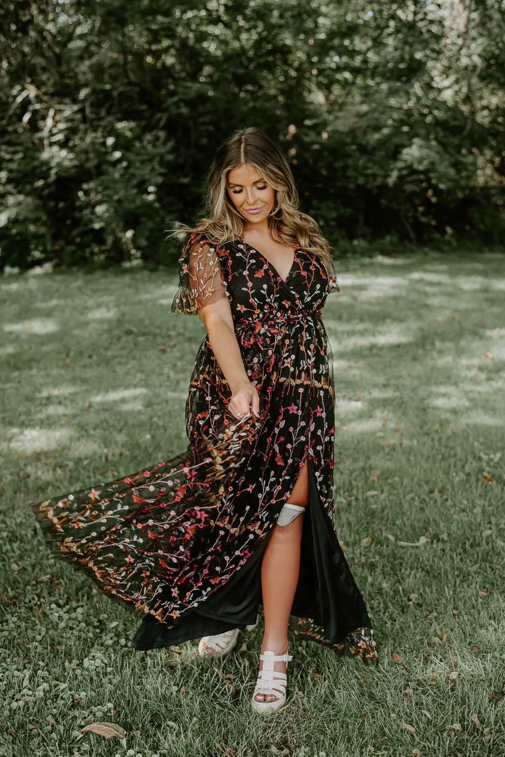 ECB Exclusive: Dreamy Floral Maxi Dress, Black