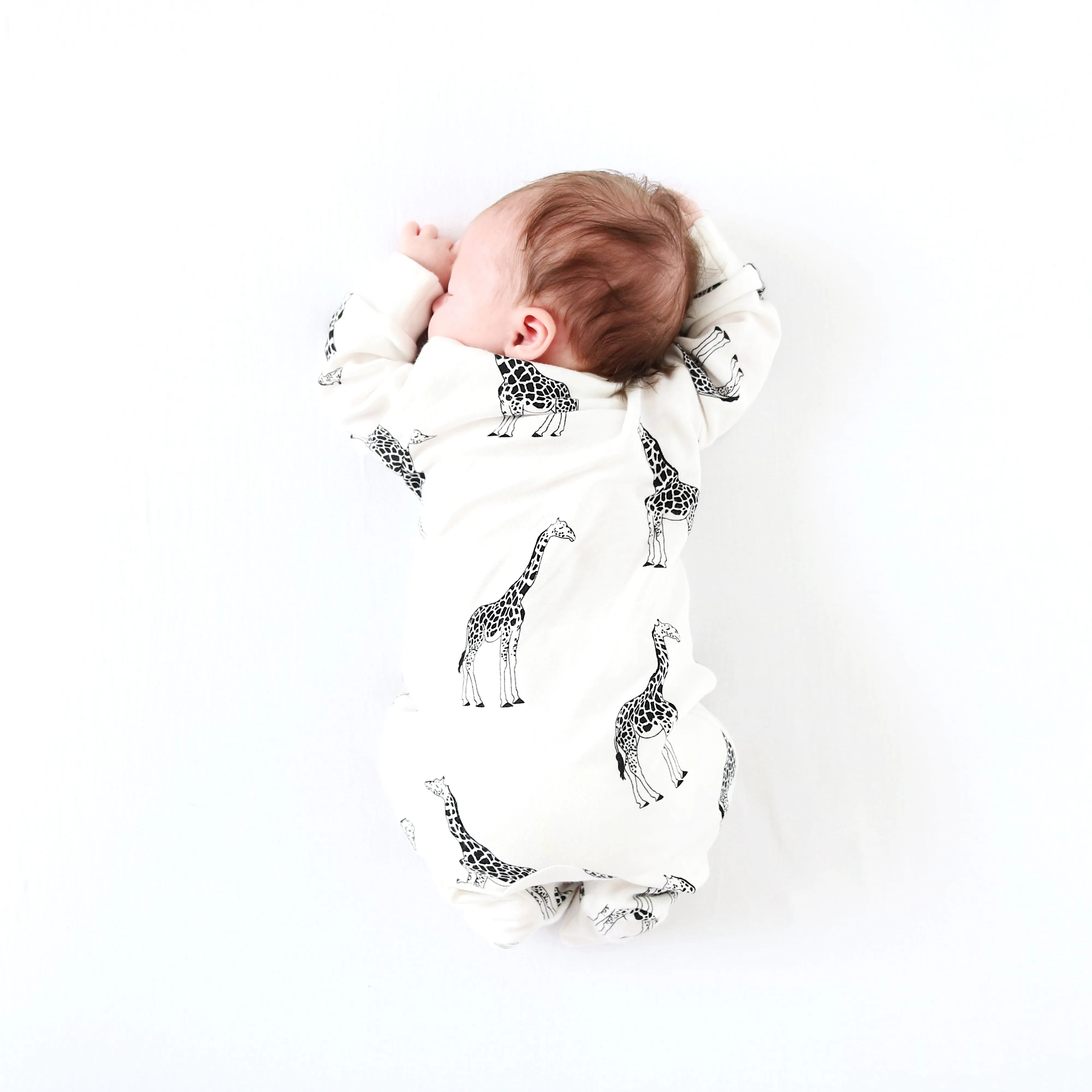 Giraffe cotton sleepsuit