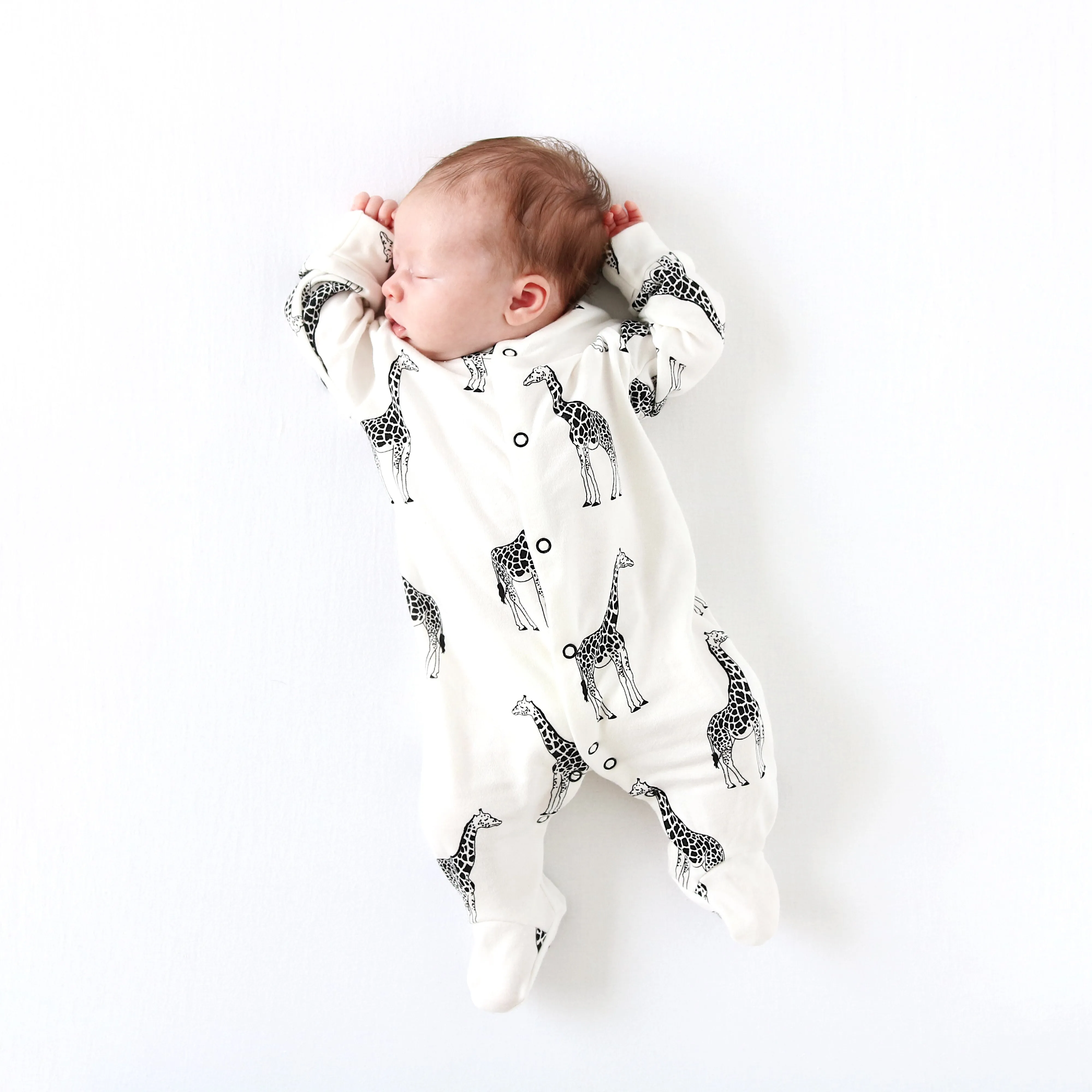 Giraffe cotton sleepsuit