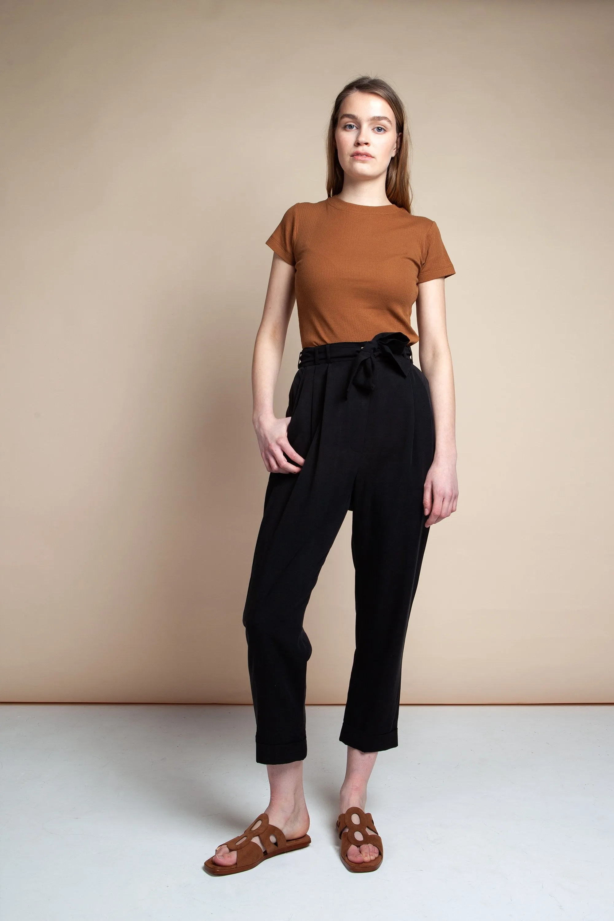 high waist trousers black