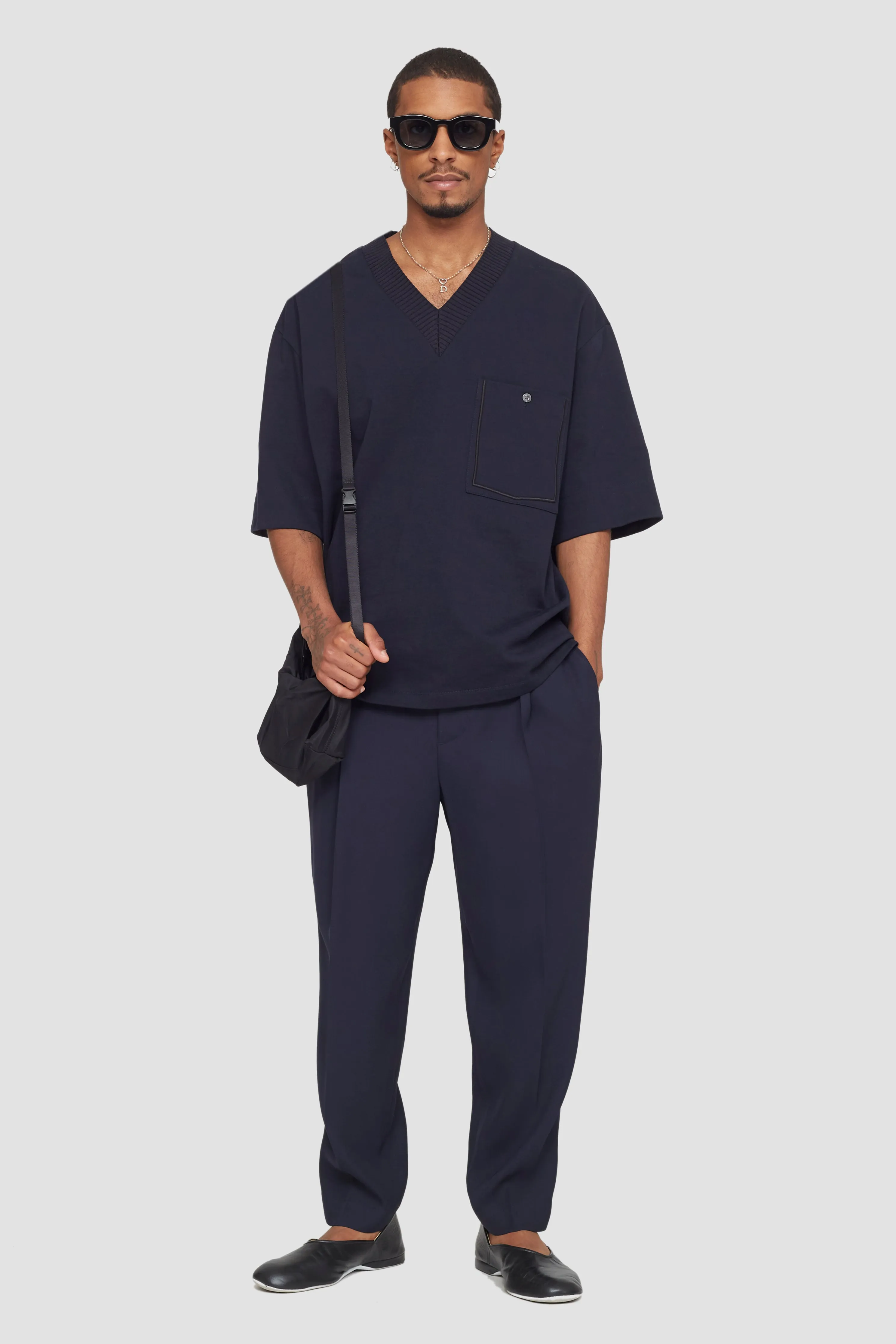 Single Pleat Tapered Trousers