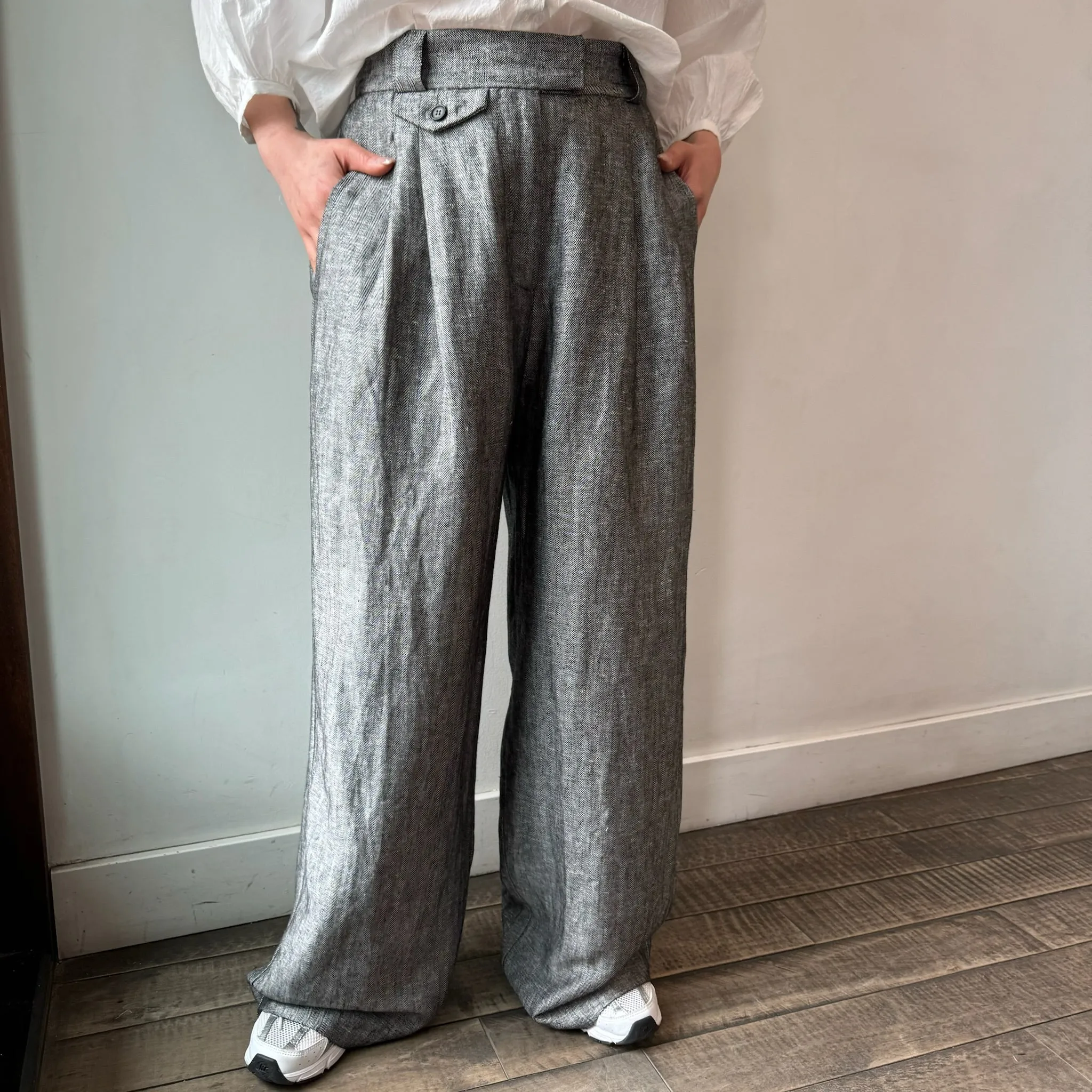 THE HUSTLE Herringbone Trousers